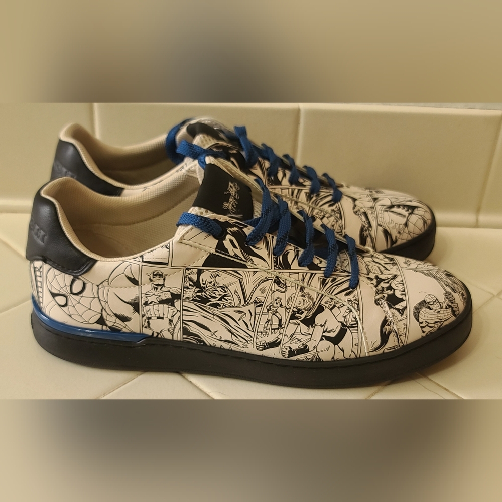 Coach Marvel Clip Low Top Sneaker With Comic Book Print. Men's Size 8D - Picture 3 of 7